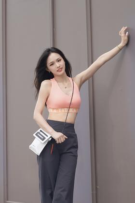 今年夏天申请成为辣妹💅