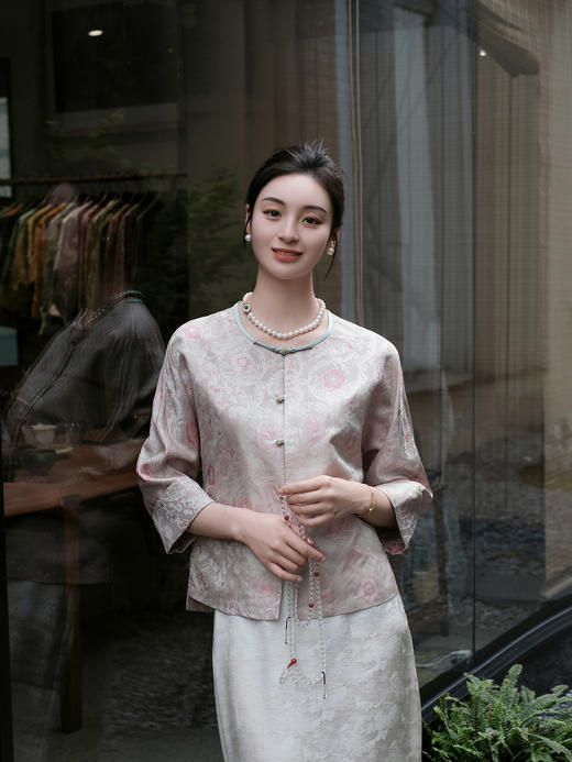 盛唐婧 |真丝花罗粉颜如梦对襟外套 商品图0
