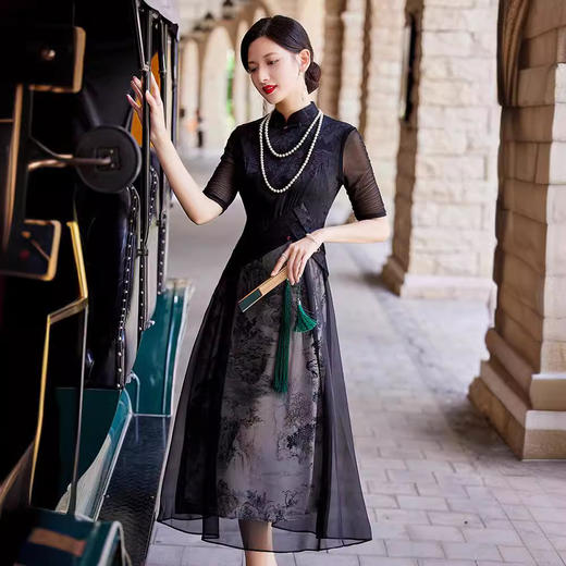 【高雅显年轻❗️轻奢复古长款连衣裙】用料奢华，彰显高贵，多种款式可选，复古黑色春夏款气质漂亮妈妈修身旗袍连衣裙，母亲节好礼L新年礼盒年货礼盒 商品图3