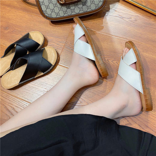 雀说夏日BI备 软超！任意折牛皮交叉平底拖鞋女凉鞋女平底拖鞋ALA40163 商品图0