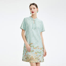 PF840斯尔丽2024新款新中式改良旗袍手工流苏盘扣提花定位花短袖连衣裙