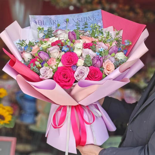 【赞美诗】6朵弗洛伊德➕6朵粉玫瑰➕8朵爱沙➕10朵紫玫瑰➕配花配叶，混搭精美花束，海派超级大气花束 商品图0