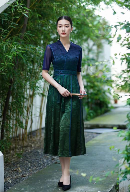 【高雅显年轻❗️轻奢复古长款连衣裙】用料奢华，彰显高贵，多种款式可选，复古黑色春夏款气质漂亮妈妈修身旗袍连衣裙，母亲节好礼L新年礼盒年货礼盒 商品图13