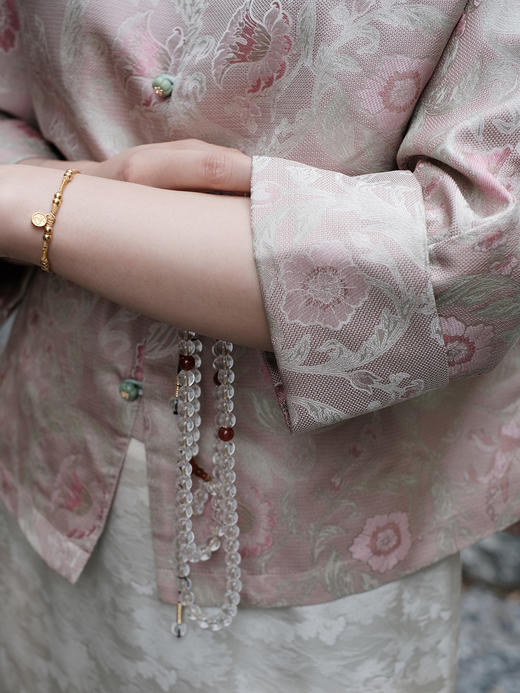 盛唐婧 |真丝花罗粉颜如梦对襟外套 商品图4