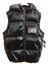 乔丹童衣大童羽绒马甲正黑色秋冬款JD2342018GS-001023