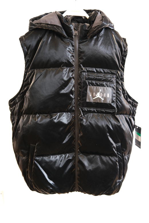 乔丹童衣大童羽绒马甲正黑色秋冬款JD2342018GS-001023 商品图0