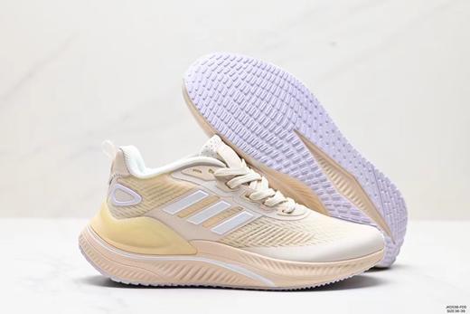 马拉松机能风格运动鞋 鞋款搭载柔软泡绵，在运动中为你塑就缓震脚感。 商品图6