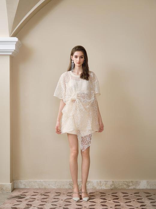 杏色花朵蕾丝立裁蝴蝶结长T恤上衣 商品图2