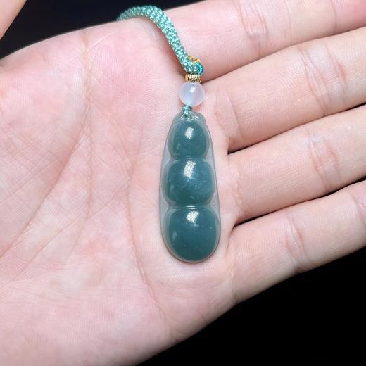 翡翠吊坠-玉美人菲菲HZ#翡翠吊坠约35*16mm 商品图0