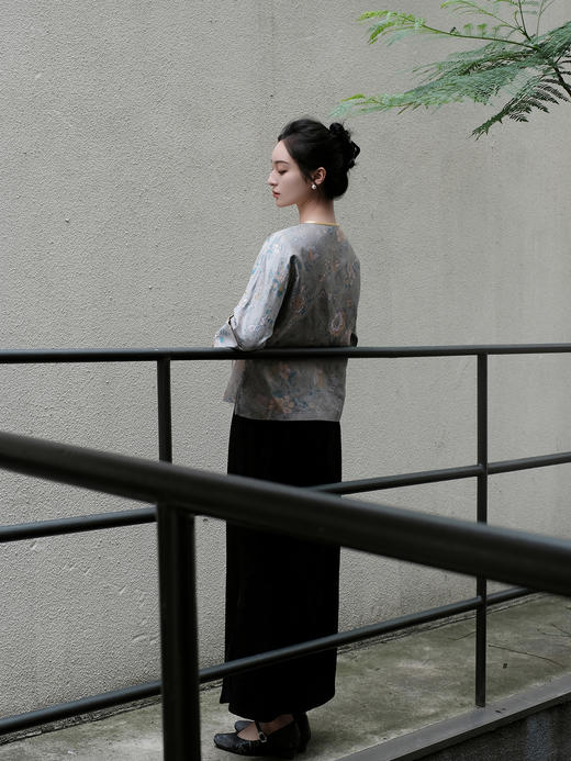 盛唐婧 |真丝花罗百花齐放对襟外套 商品图12