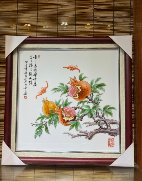 石榴瓷板画 商品图0
