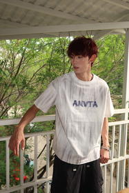 W420912135做旧破坏短袖T恤