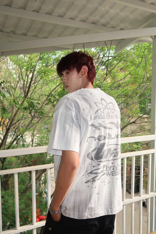 W420912135做旧破坏短袖T恤 商品图1