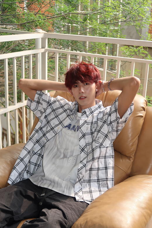 W429322173格纹做旧短袖衬衫 商品图0