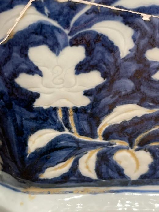 刷蓝地拔白刻花八方大盆，顺丰包邮 商品图11