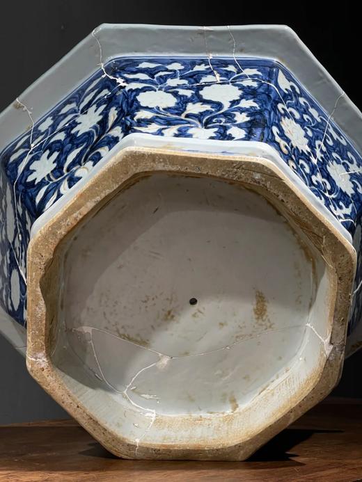 刷蓝地拔白刻花八方大盆，顺丰包邮 商品图13