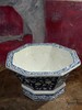 刷蓝地拔白刻花八方大盆，顺丰包邮 商品缩略图1