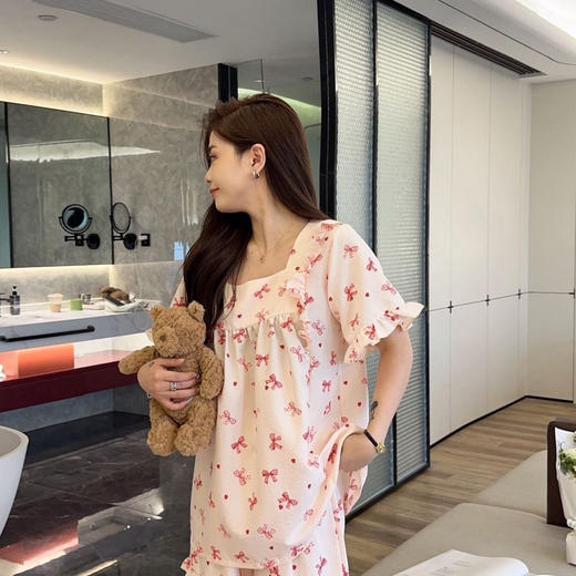 【MAD NONO牛奶肌韩系三件套】🎀好看好穿还凉快🌷出门拿快递能被要链接 ✅软棉棉材质，上手糯叽叽，很舒服，如同婴儿的触感，U字领显脖子长，版型宽松舒适，如同纸片人 商品图6