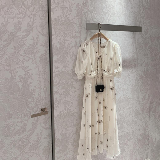  金蘑菇菇【水墨丹青】 夏日清冷感V领设计感收腰显瘦连衣裙 商品图1