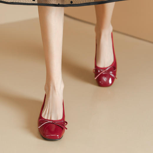 品质好货 | Safiya/索菲娅2024春百搭舒适蝴蝶结浅口芭蕾单鞋 SF41111743 商品图1