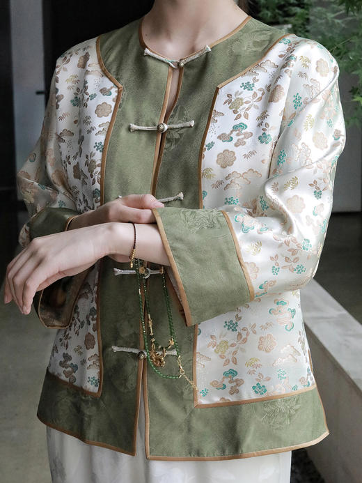 盛唐婧 |重缎真丝宋锦云松纹对襟外套 商品图2