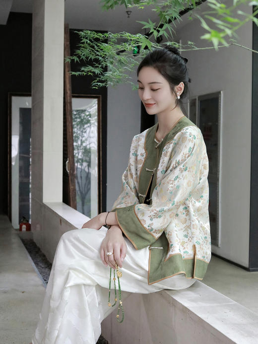 盛唐婧 |重缎真丝宋锦云松纹对襟外套 商品图7