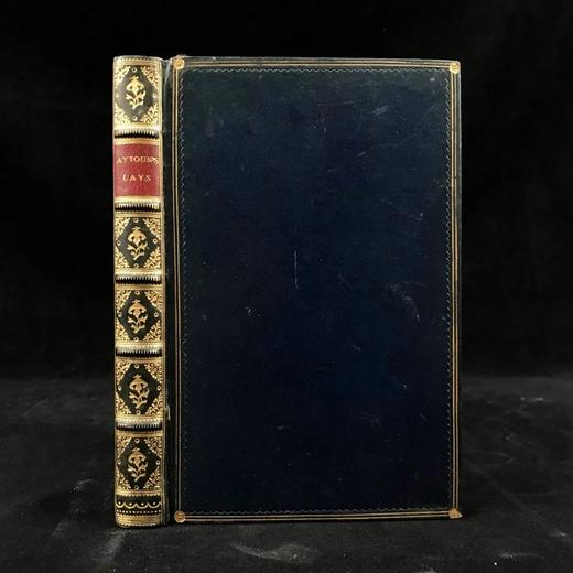 约19世纪后期 威廉·艾顿《苏格兰骑士短歌集》 全真皮精装36开 商品图0