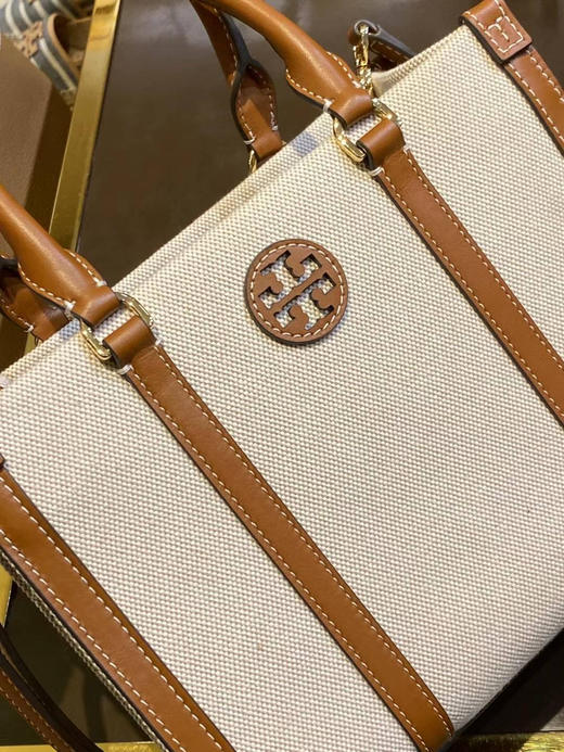 母亲节折扣￥1850🇺🇸直邮，Tory Burch/TB新款Blake帆布小号托特包，卡其色帆布拼皮~~可手提可斜挎，约25x19x11cm 商品图1