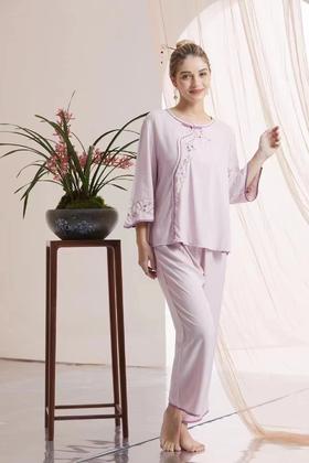 4F 仕乐家居服