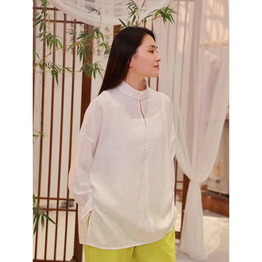 【抖音专属】立领衬衣（22810120-凝脂） 商品图1