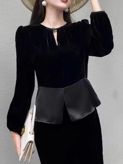 好看的哦~小V5138领金丝绒拼接仿真丝小衫上衣-喜出 商品图1