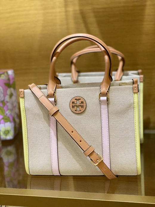 母亲节折扣￥1850🇺🇸直邮，Tory Burch/TB新款Blake帆布小号托特包，马卡龙拼色~~可手提可斜挎，约25x19x11cm 商品图0