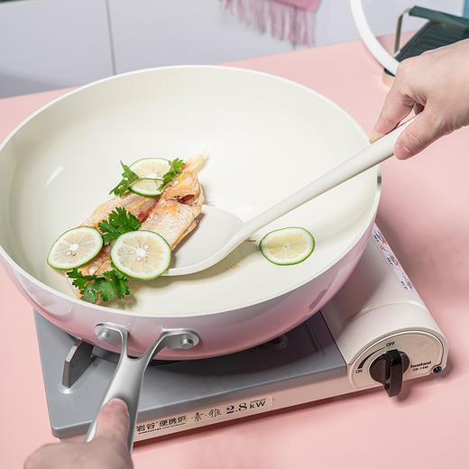 Debo德铂0氟钛盾不粘炒锅无涂层少油烟平底炒菜锅电磁炉燃气通用 商品图8