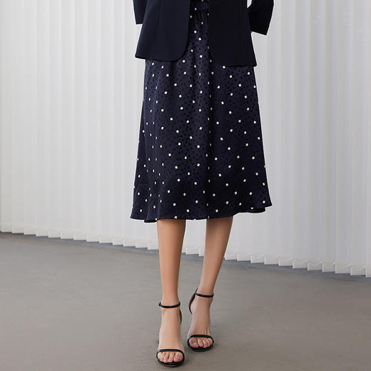 【桑蚕丝印花半裙】24年春夏女士新品100%桑蚕丝白点米格薄款半身包臀裙 商品图0