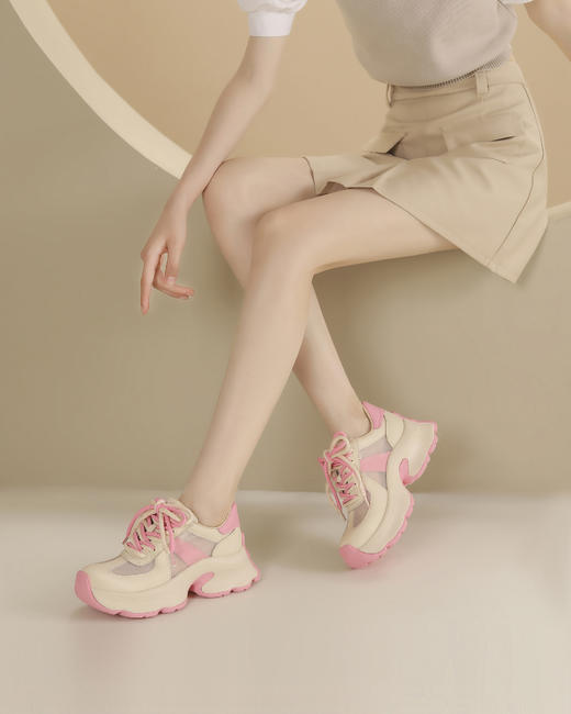 westor春夏休闲厚底轻便舒适圆头百搭老爹鞋板S24CM74201 商品图3