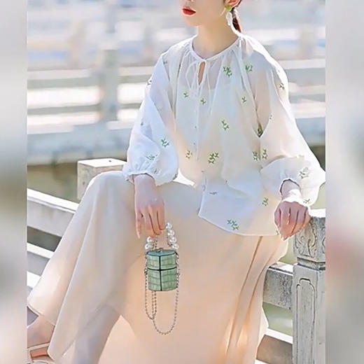 裁缝学苑AS96 系带灯笼袖v领衬衫纸样吊带套装小衫打版裁剪做衣服 商品图2