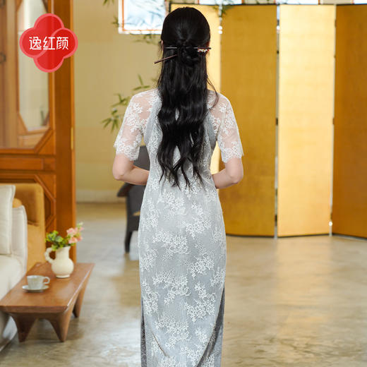 上海逸红颜莹烁2025年夏季新款骨线蕾丝朱珠同款轻奢定制旗袍礼服 商品图4