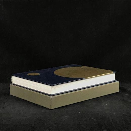 弗里欧时间之书 约百余幅插图 精装16开带书匣 商品图1