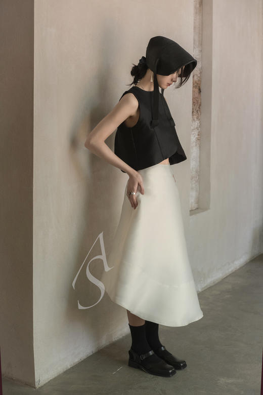 Kreuzzz  珍珠白/黑色古典卷边Sora Bonnet 商品图4