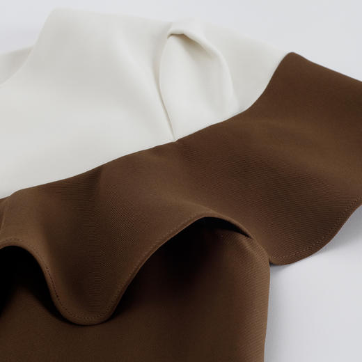 PF856斯尔丽2024新款OL高级白领撞色拼接设计感斜肩版荷叶边大摆连衣裙 商品图5