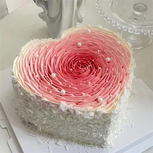 澳泽蛋糕  6寸爱心渐变动物奶油蛋糕(可备注送货日期） 商品图0