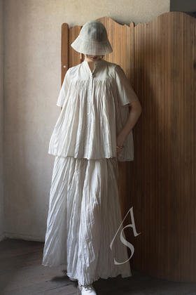 Mark Kenly Domino Tan 浅银灰/卡其色NIKI薄棉百褶半裙