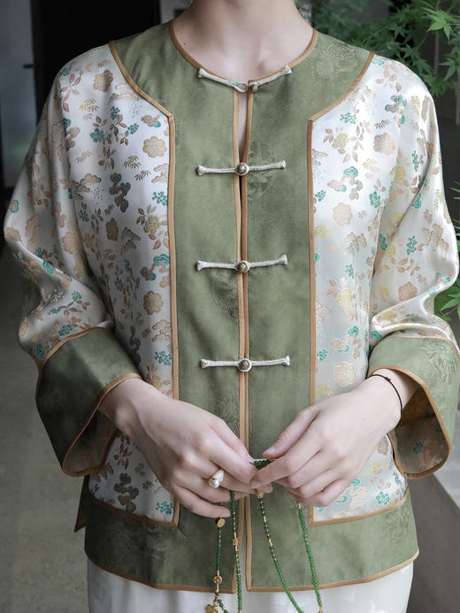 盛唐婧 |重缎真丝宋锦云松纹对襟外套 商品图1
