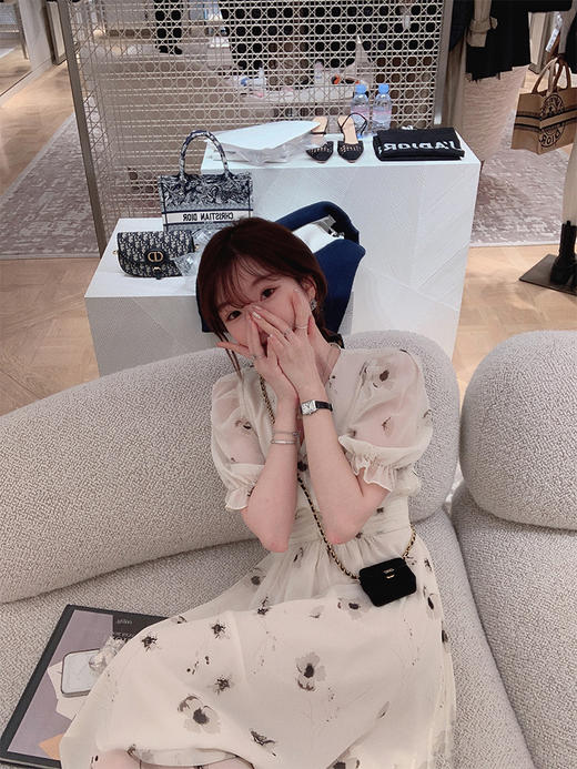  金蘑菇菇【水墨丹青】 夏日清冷感V领设计感收腰显瘦连衣裙 商品图3