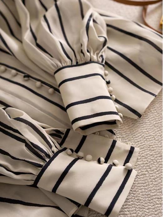 好看的哦~3900法式气质条纹薄款中长小衫上衣-喜出 商品图2