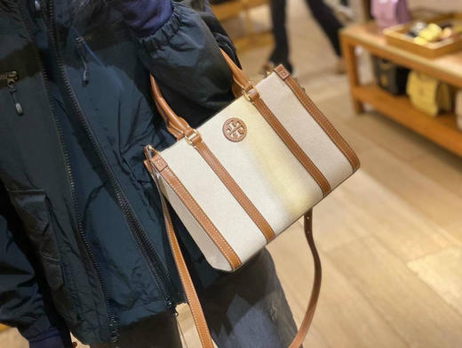 母亲节折扣￥1850🇺🇸直邮，Tory Burch/TB新款Blake帆布小号托特包，卡其色帆布拼皮~~可手提可斜挎，约25x19x11cm 商品图6