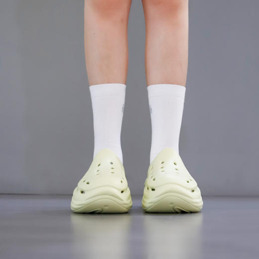 多喜爱 奇遇惊喜露营鞋-凉拖鞋（绿色/白色/咖色）cs 商品图3