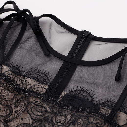 PF853斯尔丽2024新款法式浪漫蕾丝拼接绣花格子网纱优雅显瘦连衣裙 商品图4