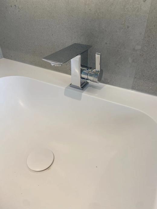 净铅铜面盆龙头（莱昂系列） 商品图4