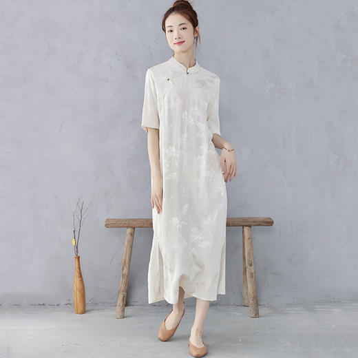 雀说 夏季人丝提花新中式立领珠扣喇叭袖旗袍大码宽松套头连衣裙4ZF-2347 商品图0